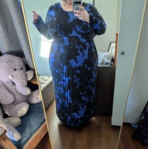 Chic Blue and Black Midi Skirt